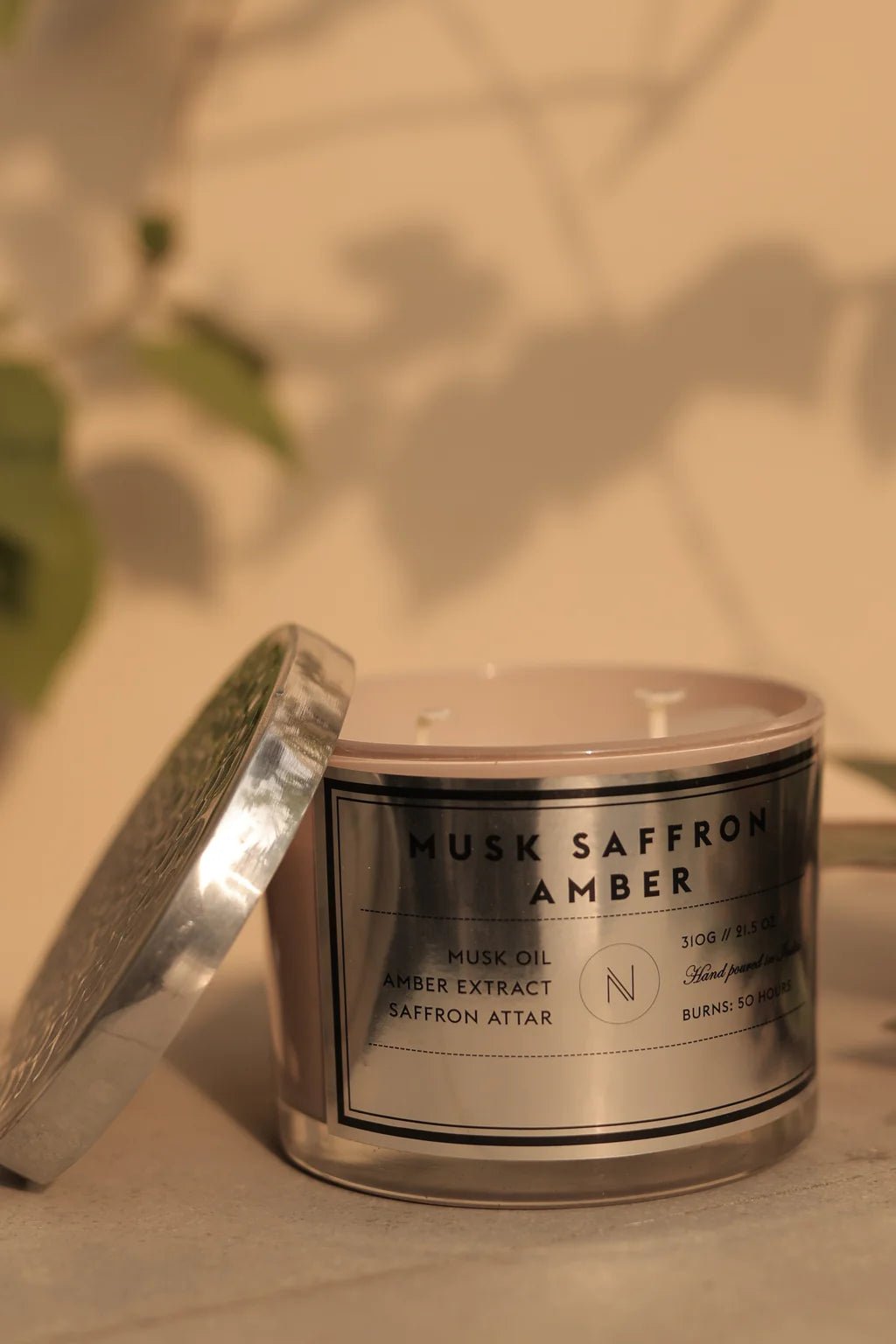 Saffron Infused In Musk & Amber Candle - CiceroniCandleNASO