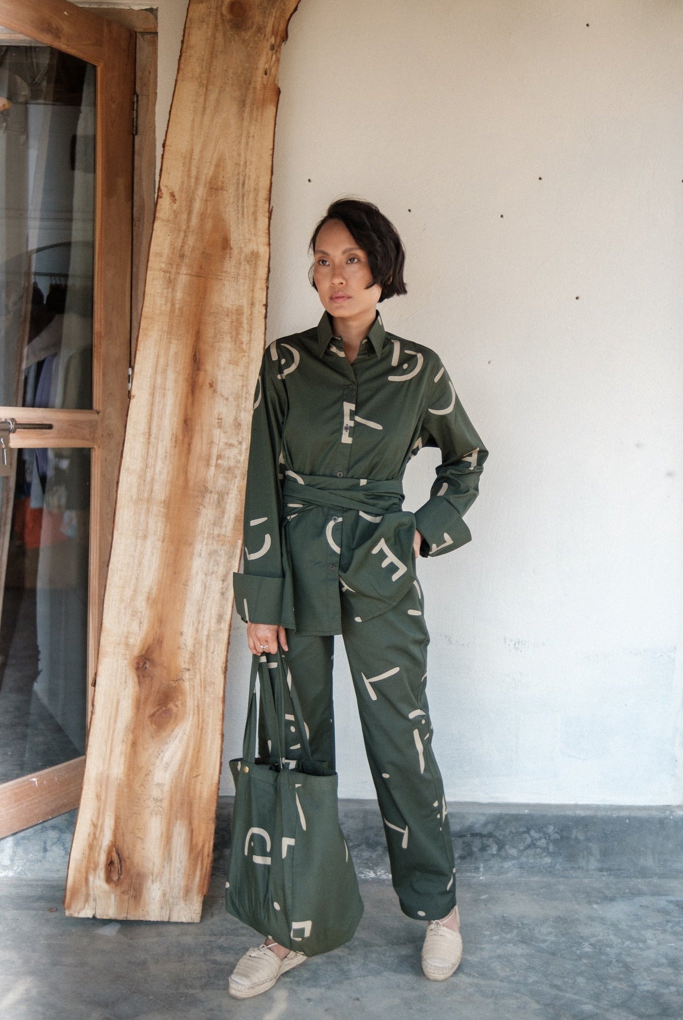 Sandra Straight Pants - Printed - CiceroniPantsThe Terra Tribe