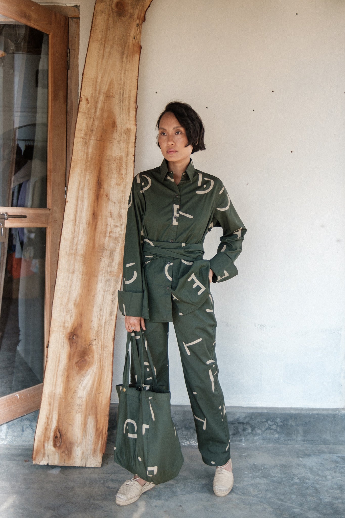 Sandra Straight Pants - Printed - CiceroniPantsThe Terra Tribe