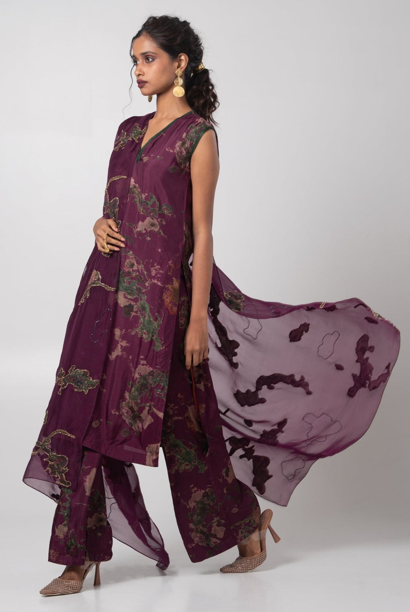 Sear Kurta Set with Dupatta - CiceroniKurta Set, Festive WearAdvait