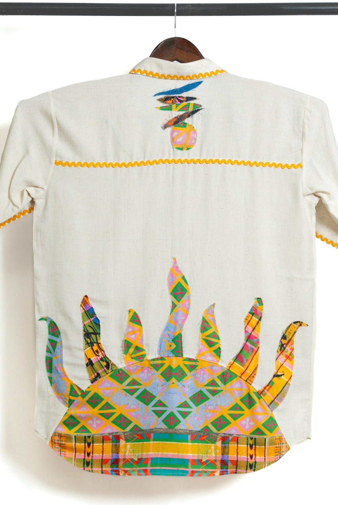 Shanta Shirt - CiceroniUnisex ShirtsRAFU'D