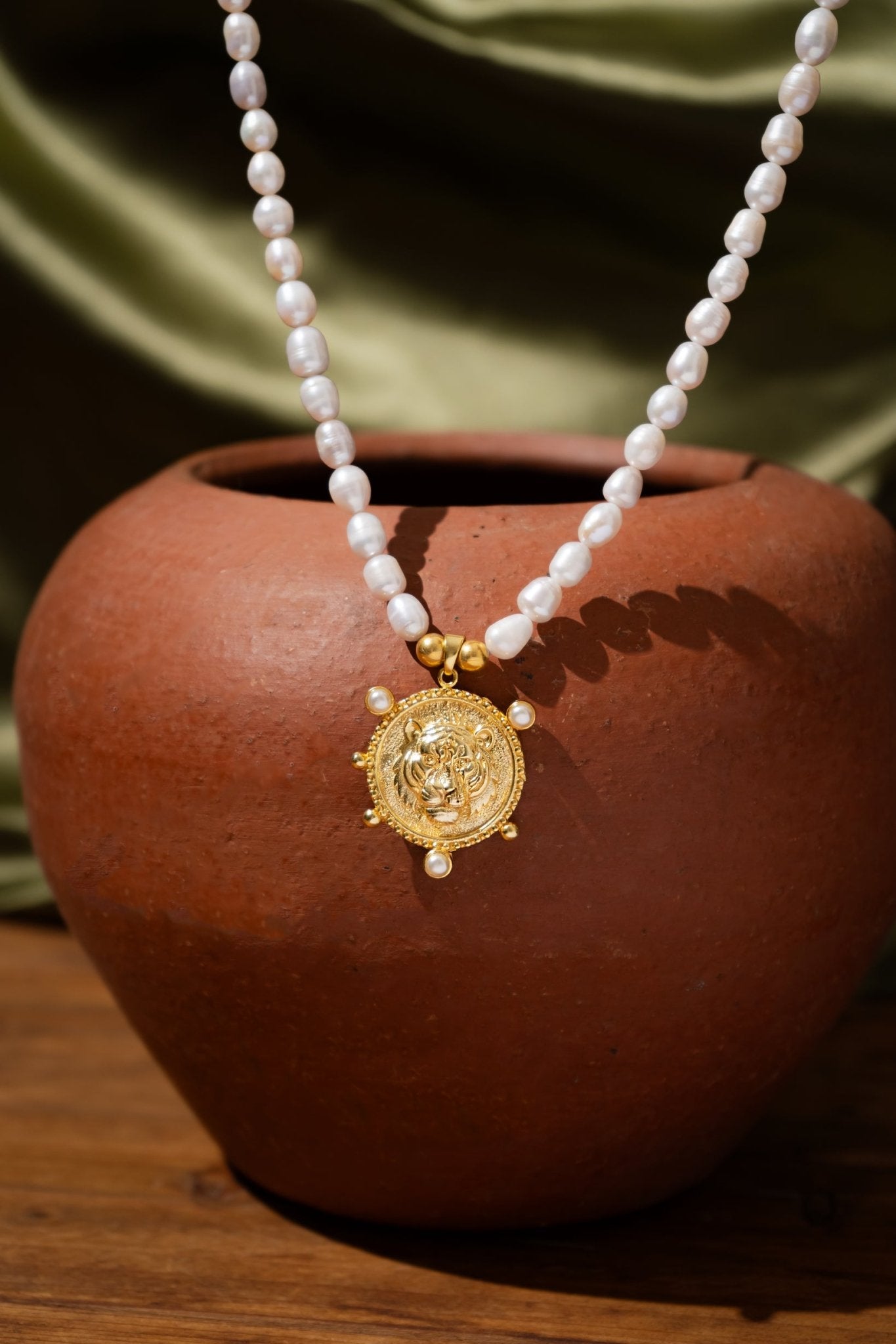 Shera Necklace - CiceroniNeckpieceNIA