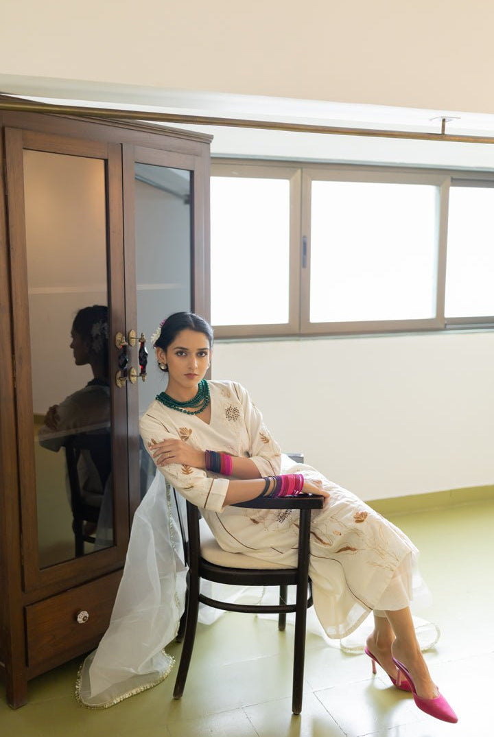 Shwetara Kurta and Sheer Pants Set - CiceroniKurta Set, Festive WearSilai Studio