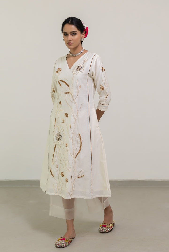Shwetara Kurta and Sheer Pants Set - CiceroniKurta Set, Festive WearSilai Studio