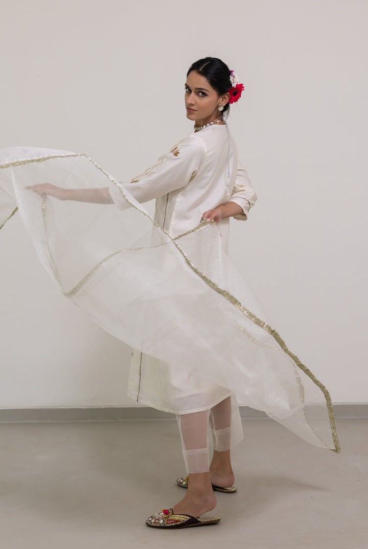 Shwetara Kurta Set with Dupatta - CiceroniKurta Set, Festive WearSilai Studio