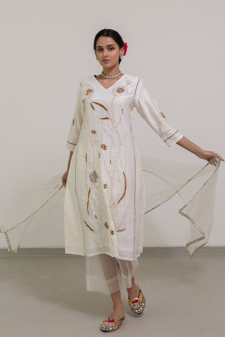 Shwetara Kurta Set with Dupatta - CiceroniKurta Set, Festive WearSilai Studio