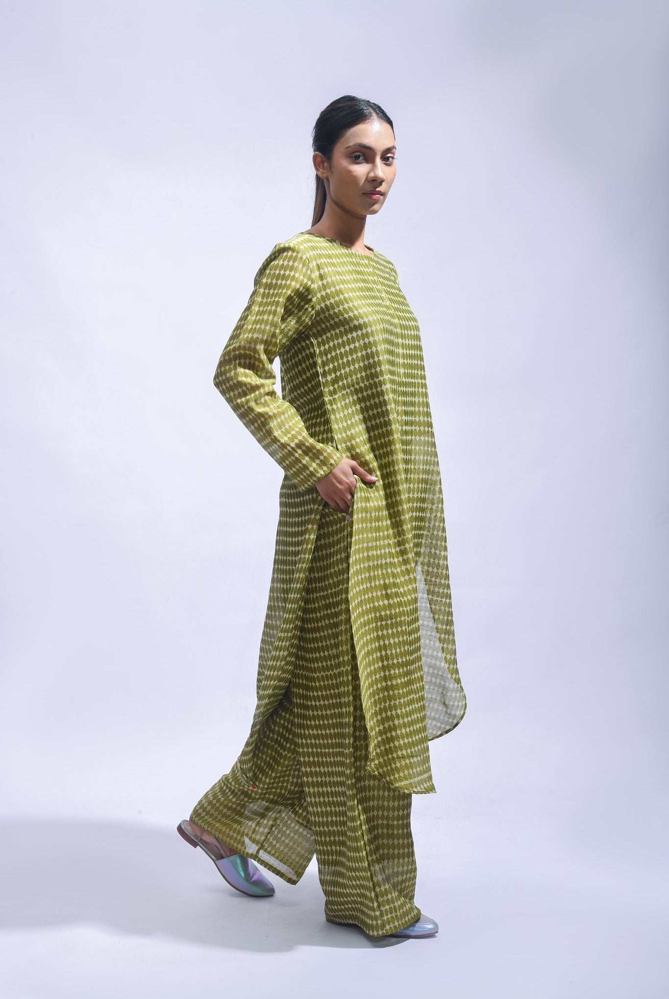 Silk Block Printed Kurta & Pants Set - CiceroniKurta Set, Everyday WearJayati Goenka