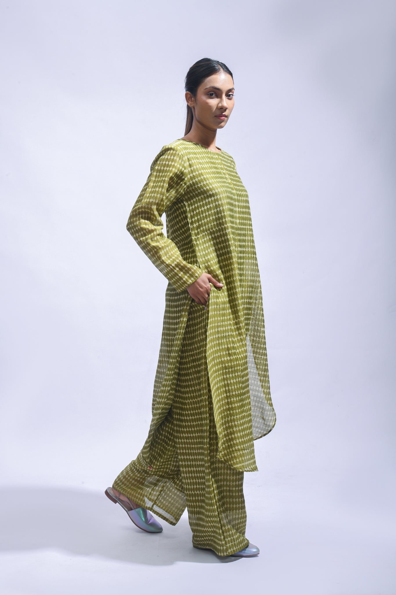 Silk Block Printed Kurta & Pants Set - CiceroniKurta Set, Everyday WearJayati Goenka