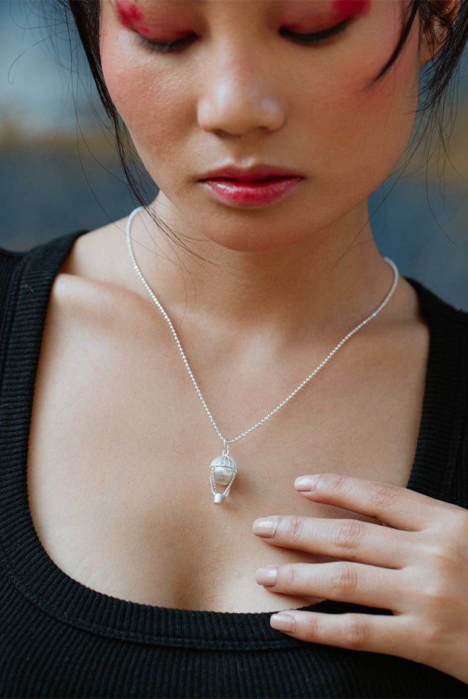 Silver Ball Hot Air Balloon - CiceroniNeckpieceBaka