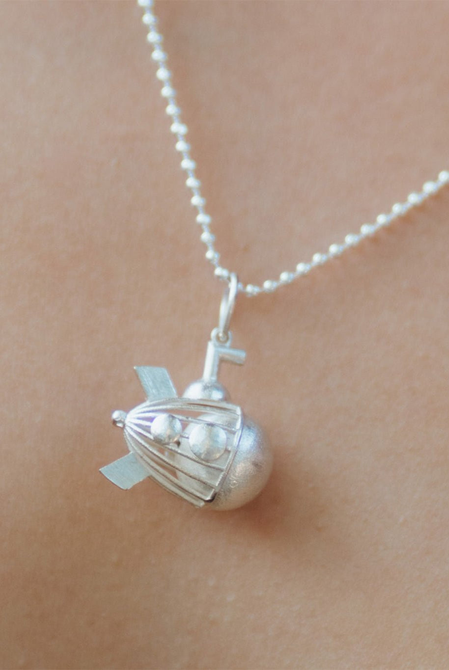 Silver Ball Submarine - CiceroniNeckpieceBaka
