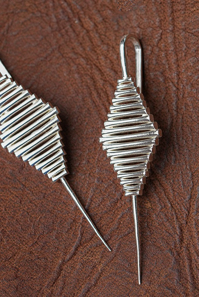 Silver Beam Earcuff - CiceroniEarcuffUnbent