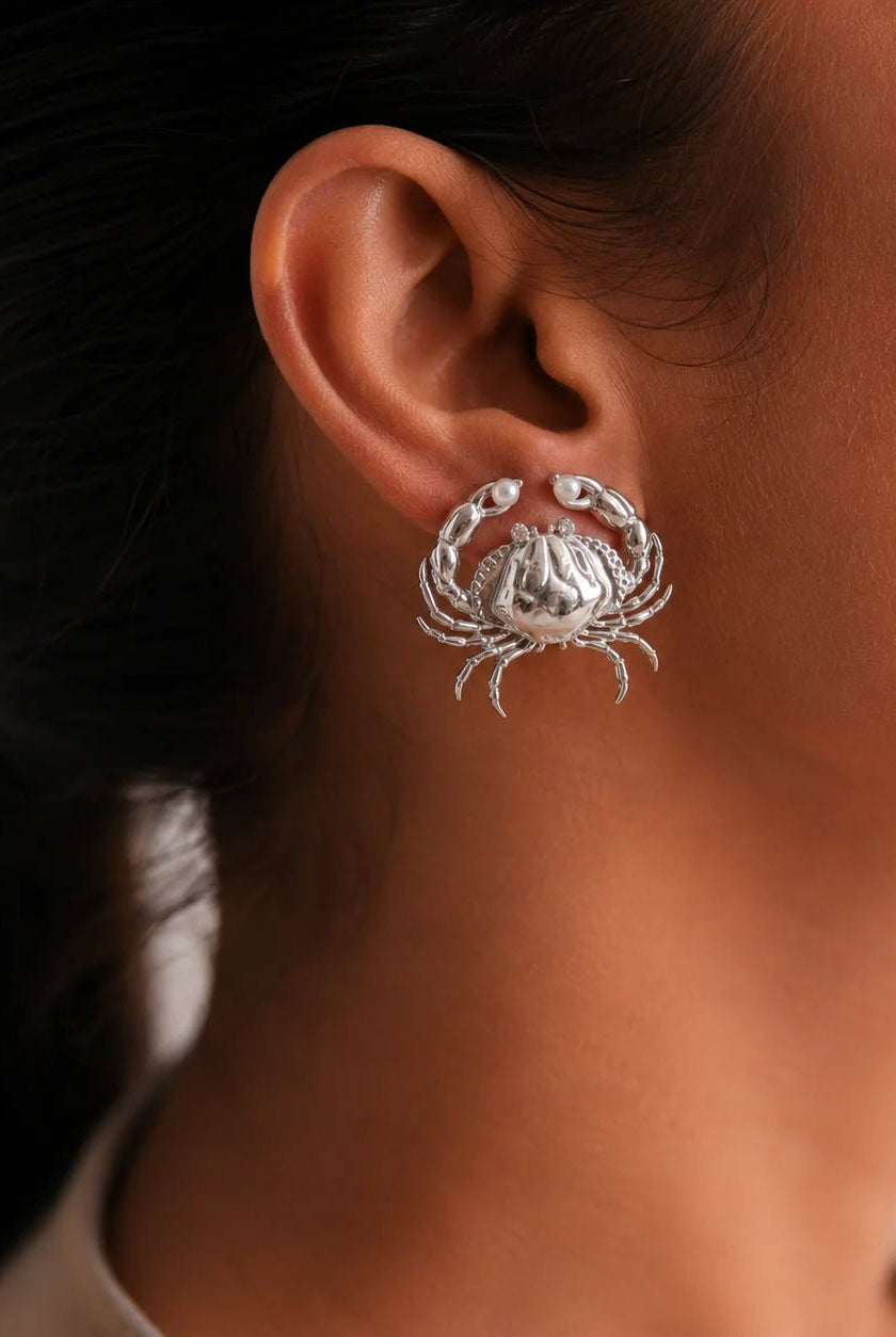Silver Crab Studs - CiceroniEarringUnbent