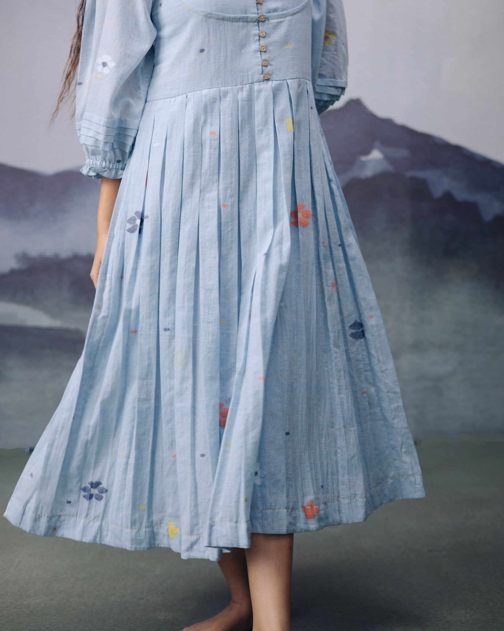 Sky Daisy Desire Box Pleat Dress - CiceroniDressesGulmohar Calcutta
