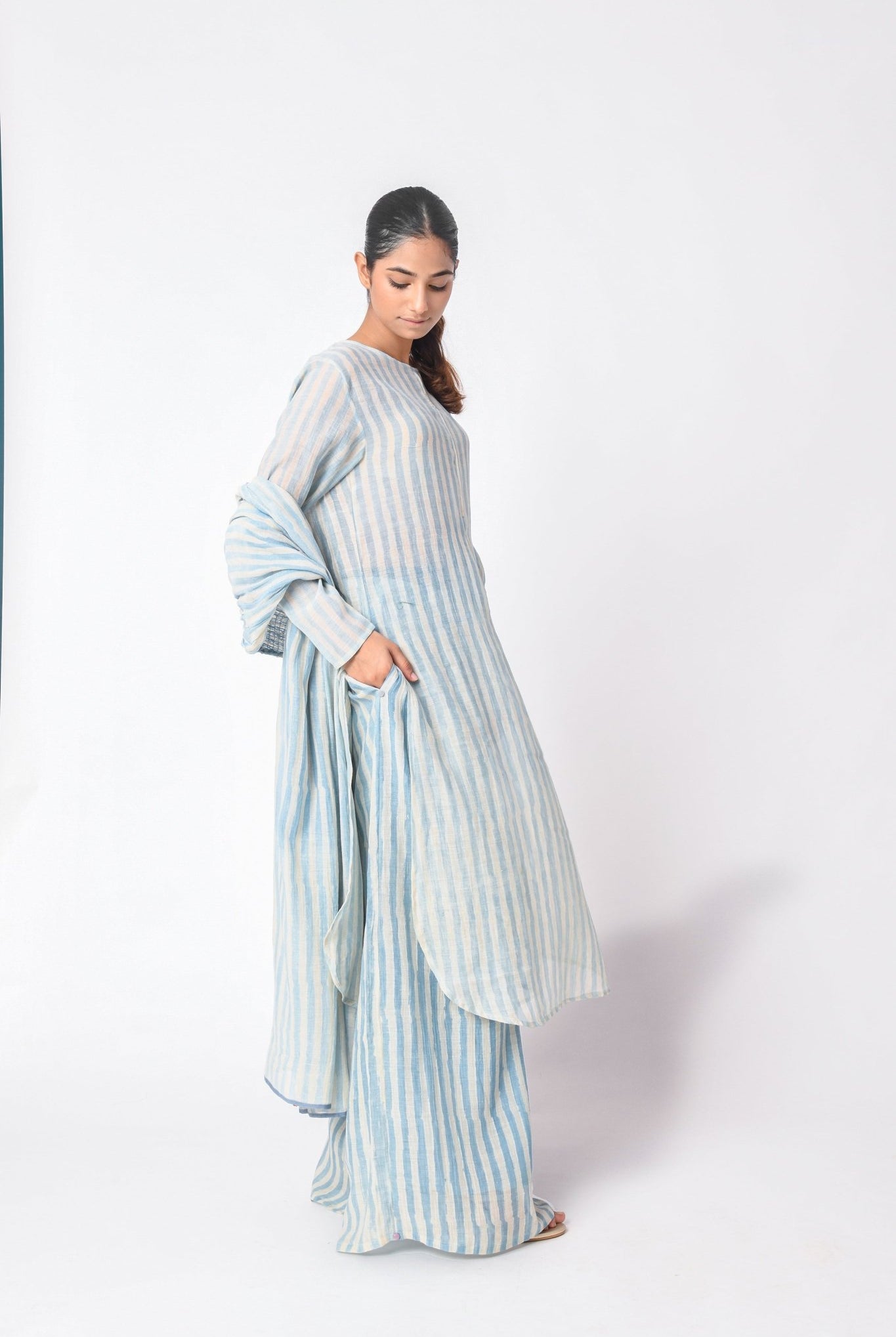 Sky Dupatta Set - CiceroniKurta SetJayati Goenka