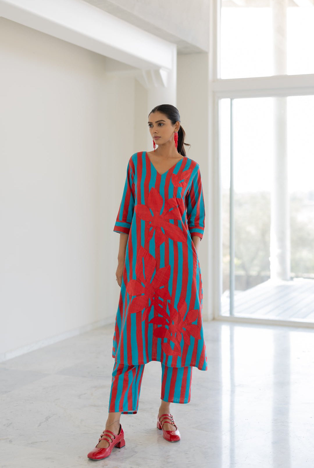 Sky Fire Striped Appliqué Kurta Set - CiceroniKurta Set, Everyday WearSilai Studio
