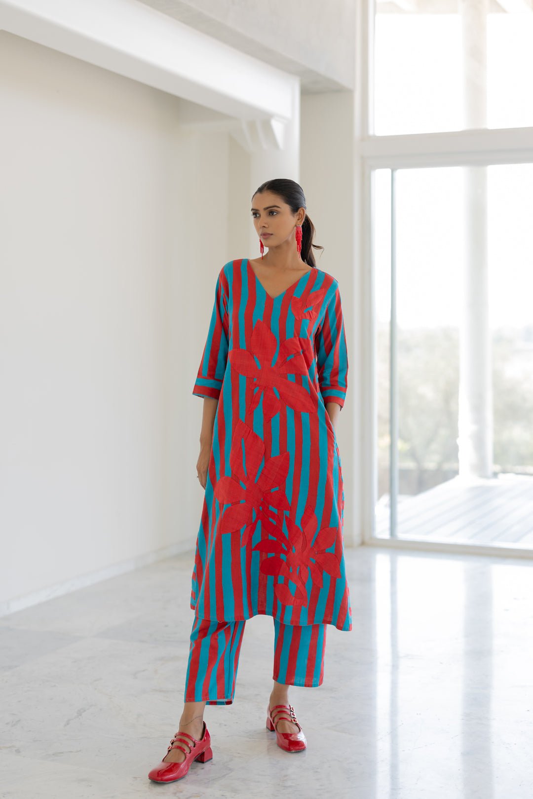 Sky Fire Striped Appliqué Kurta Set - CiceroniKurta Set, Everyday WearSilai Studio