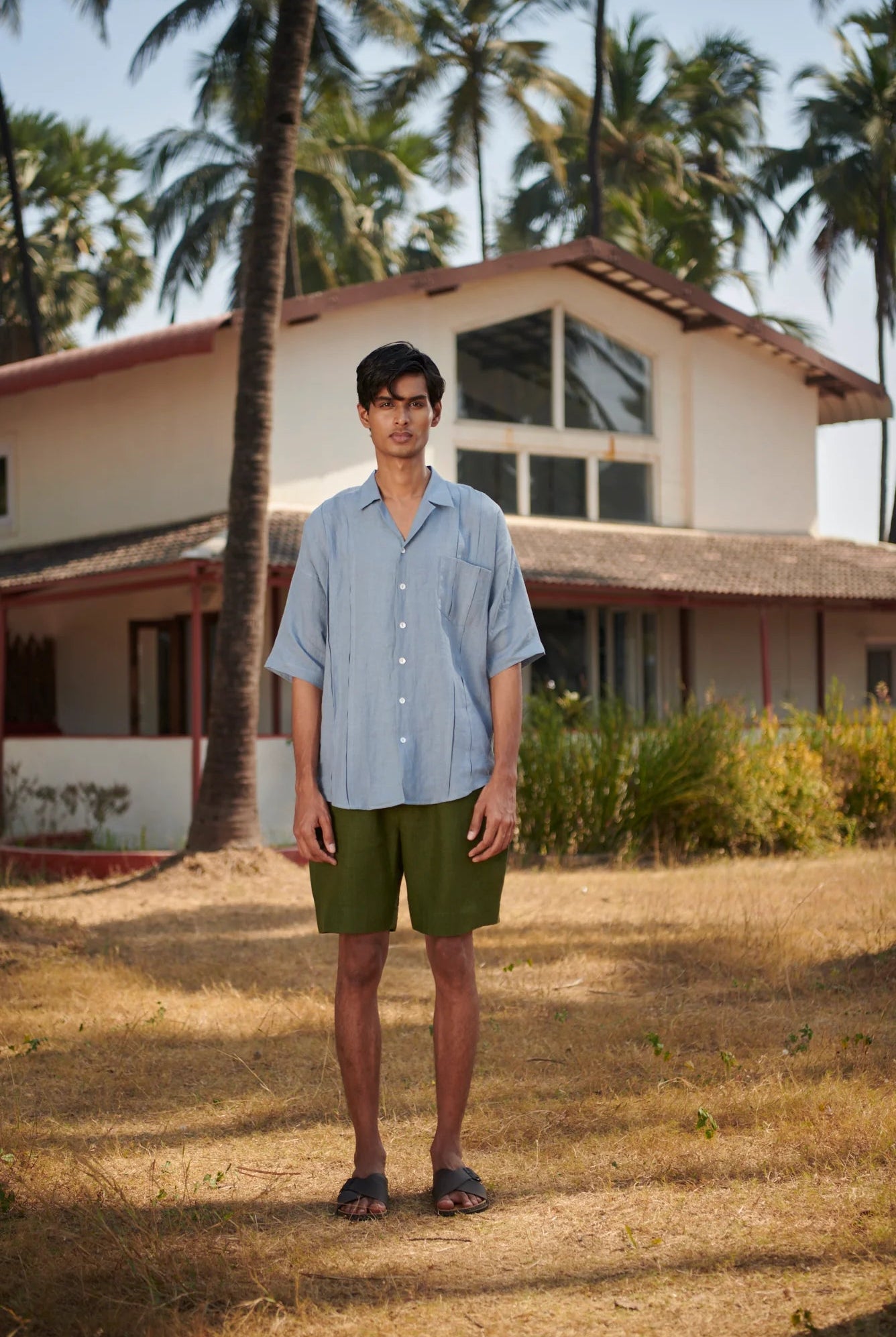 Sky Linen Men's Pleated Camp Collar Shirt - CiceroniShirtSaphed