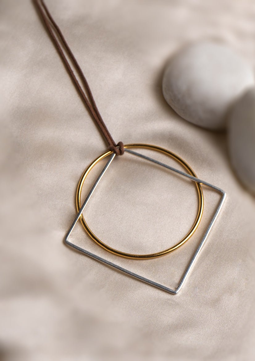 Squircle Necklace - CiceroniNecklaceMerald Curio