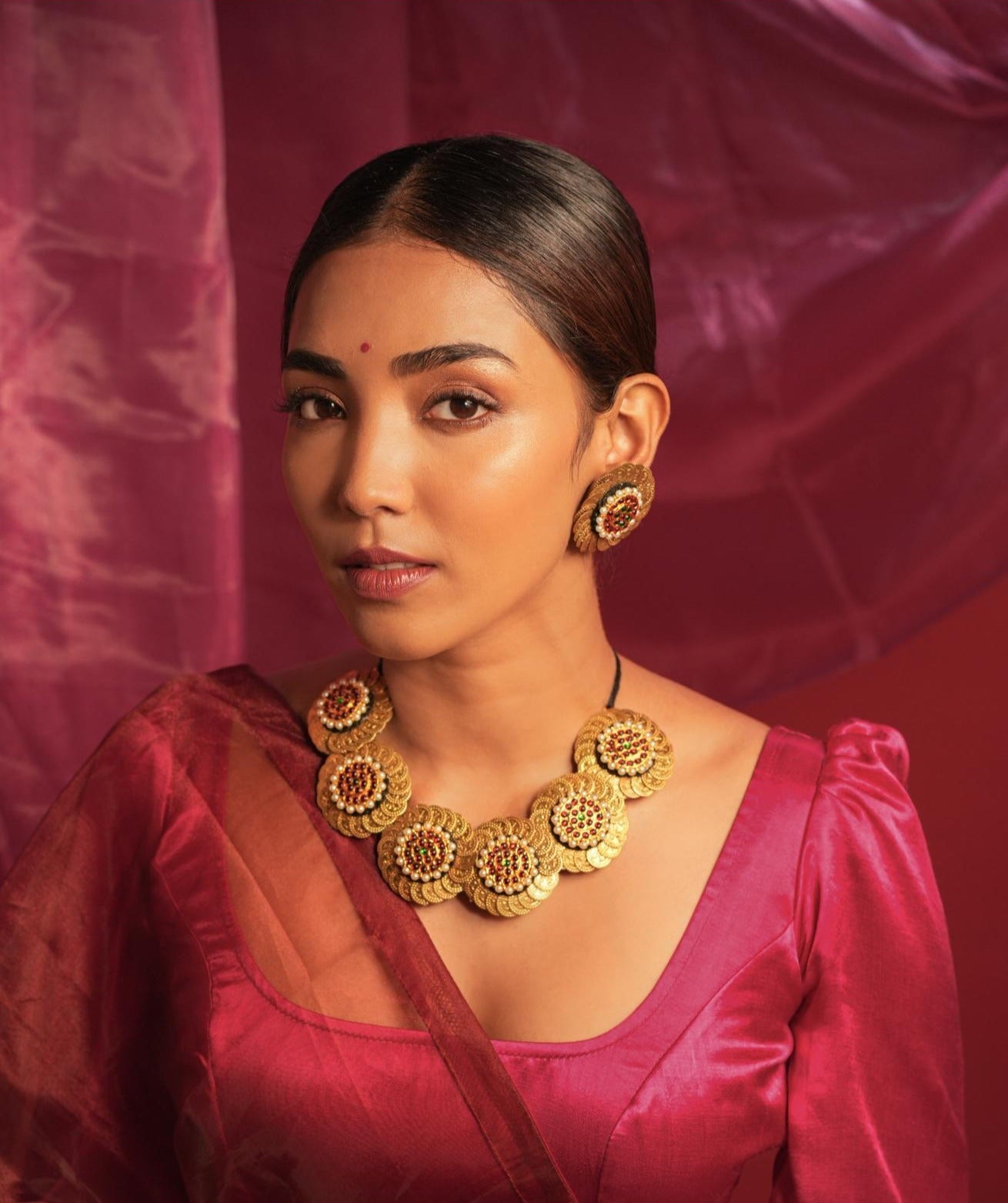 Statement Coined Temple Necklace Round - CiceroniNecklaceAarika