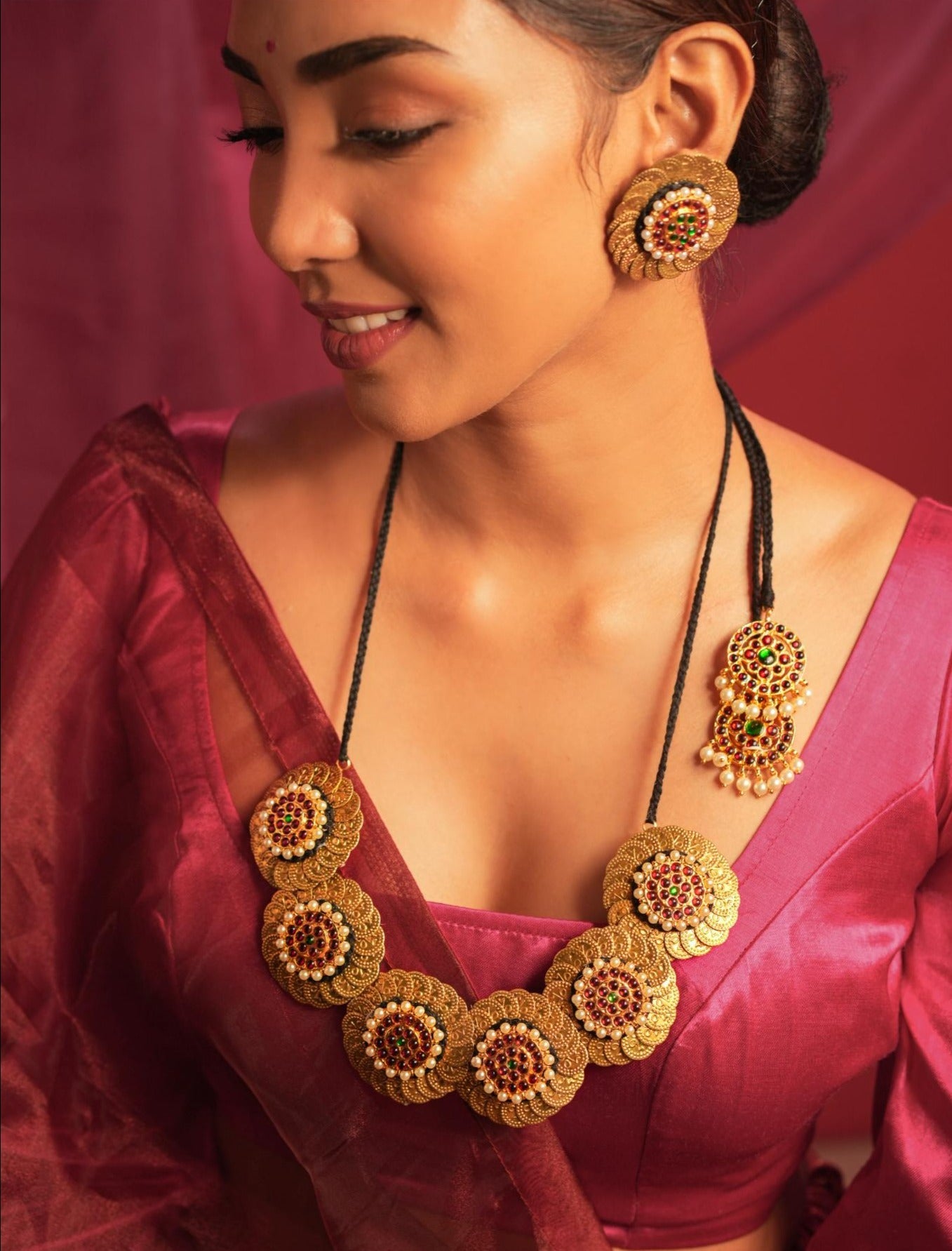 Statement Coined Temple Necklace Round - CiceroniNecklaceAarika