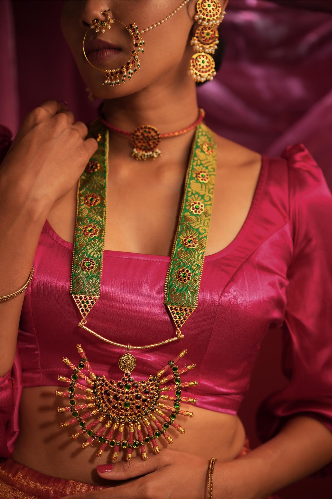 Statement Temple Motif and Brocade Haar - CiceroniNecklaceAarika