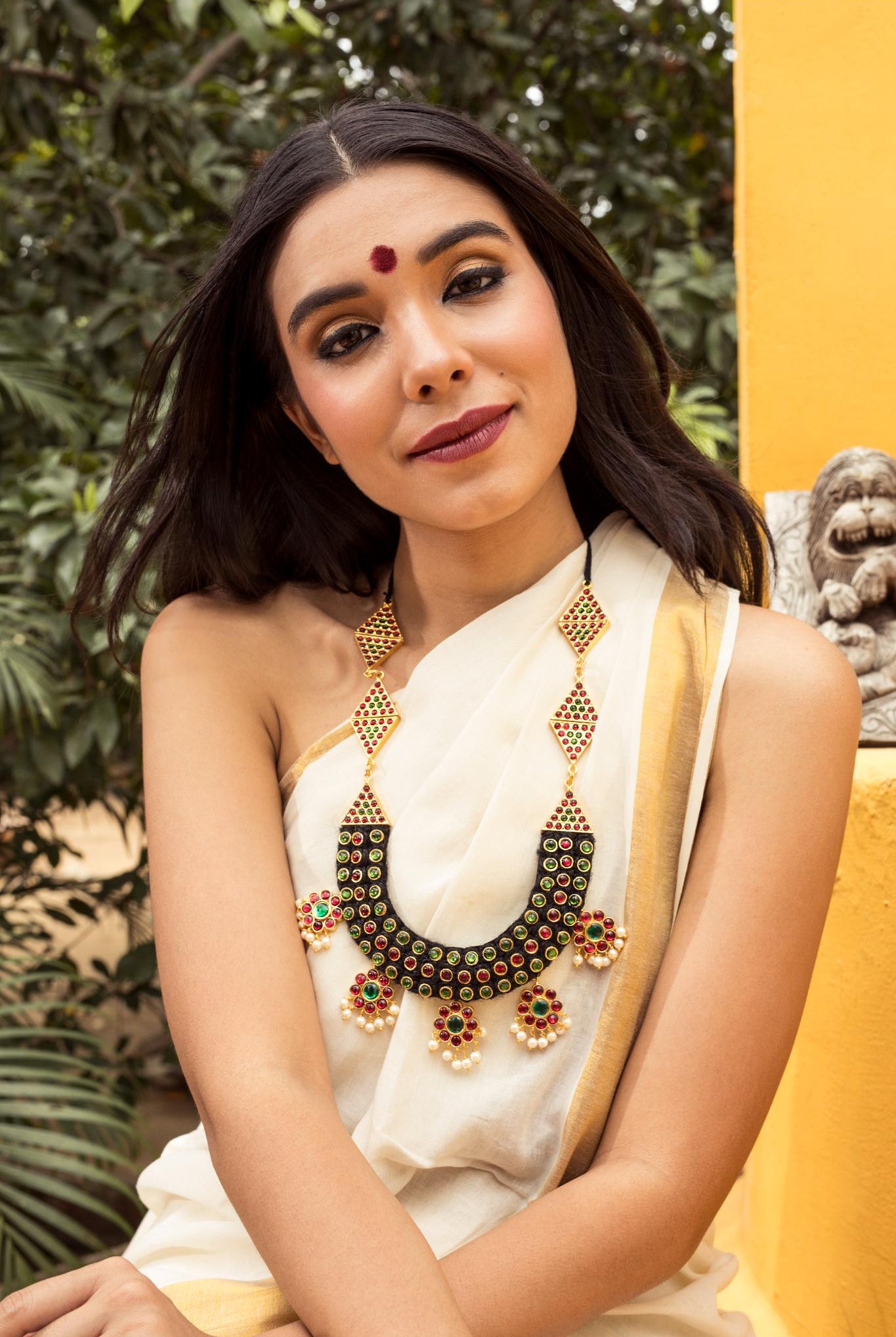 Statement Temple Neckpiece - CiceroniNecklaceAarika