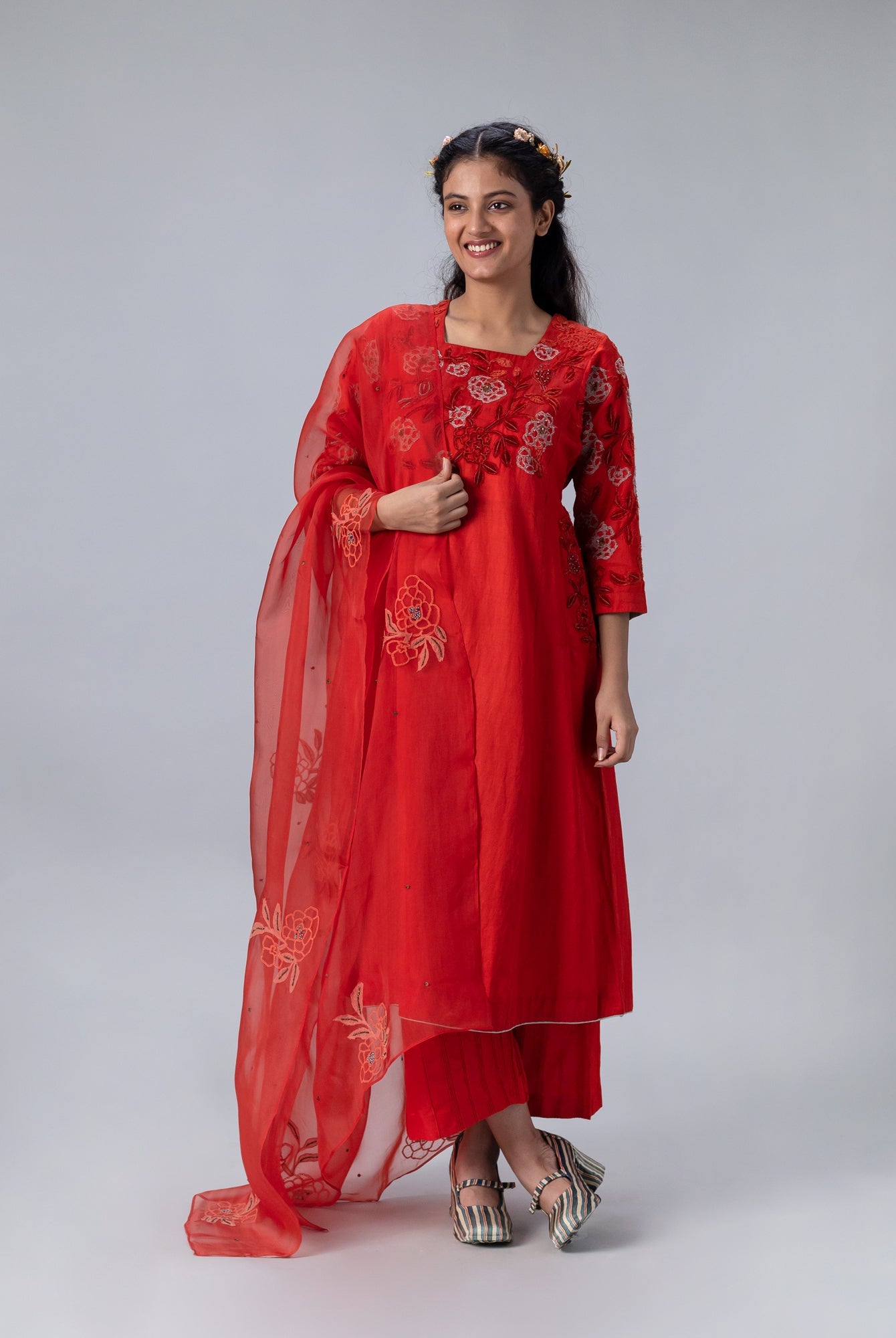 Sudha Red Kurta - CiceroniKurtaShades of India
