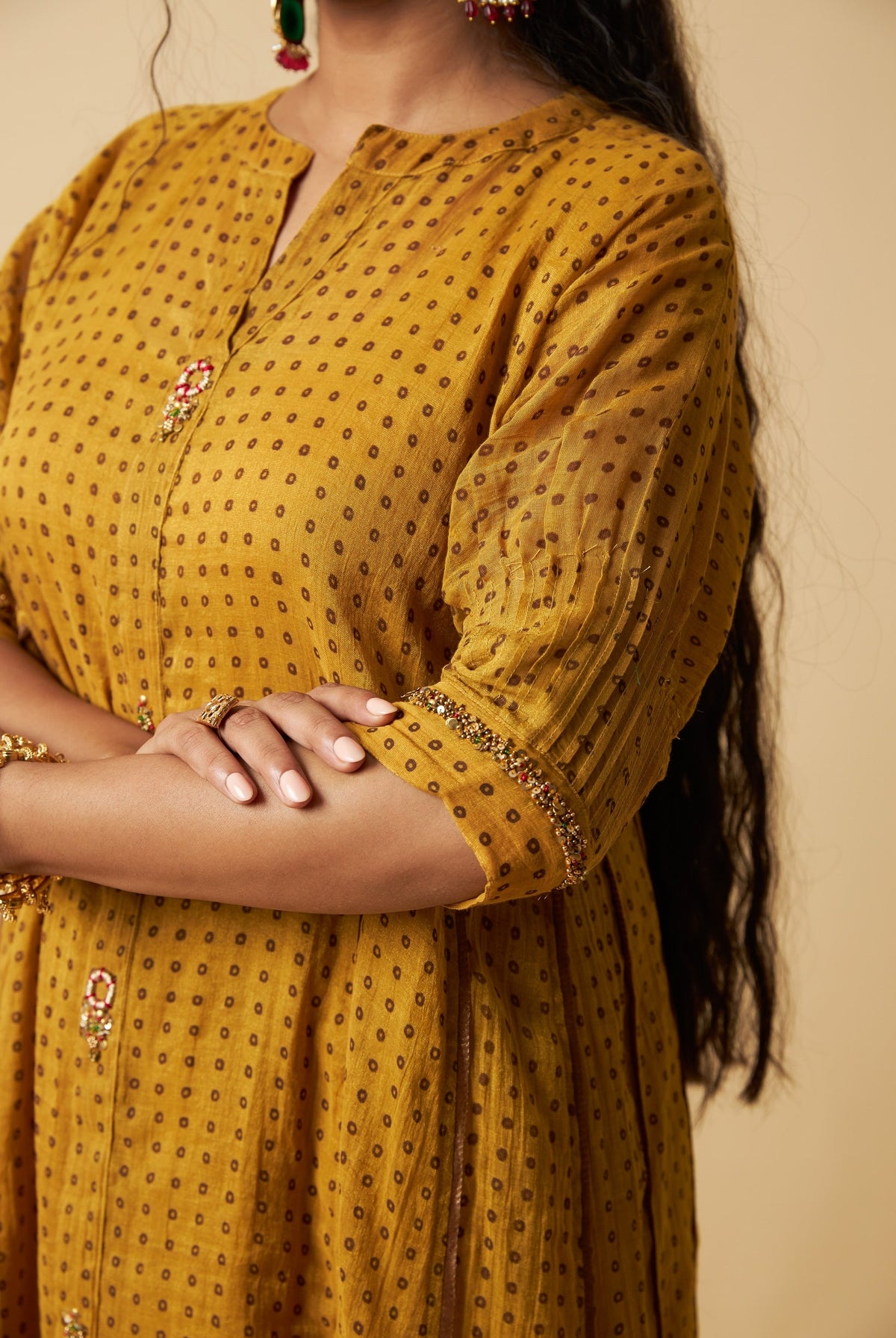 Sunehri Adaa Embroidered Co-ord Set- Set of 2 - CiceroniKurta Set, Festive WearPants and Pajamas