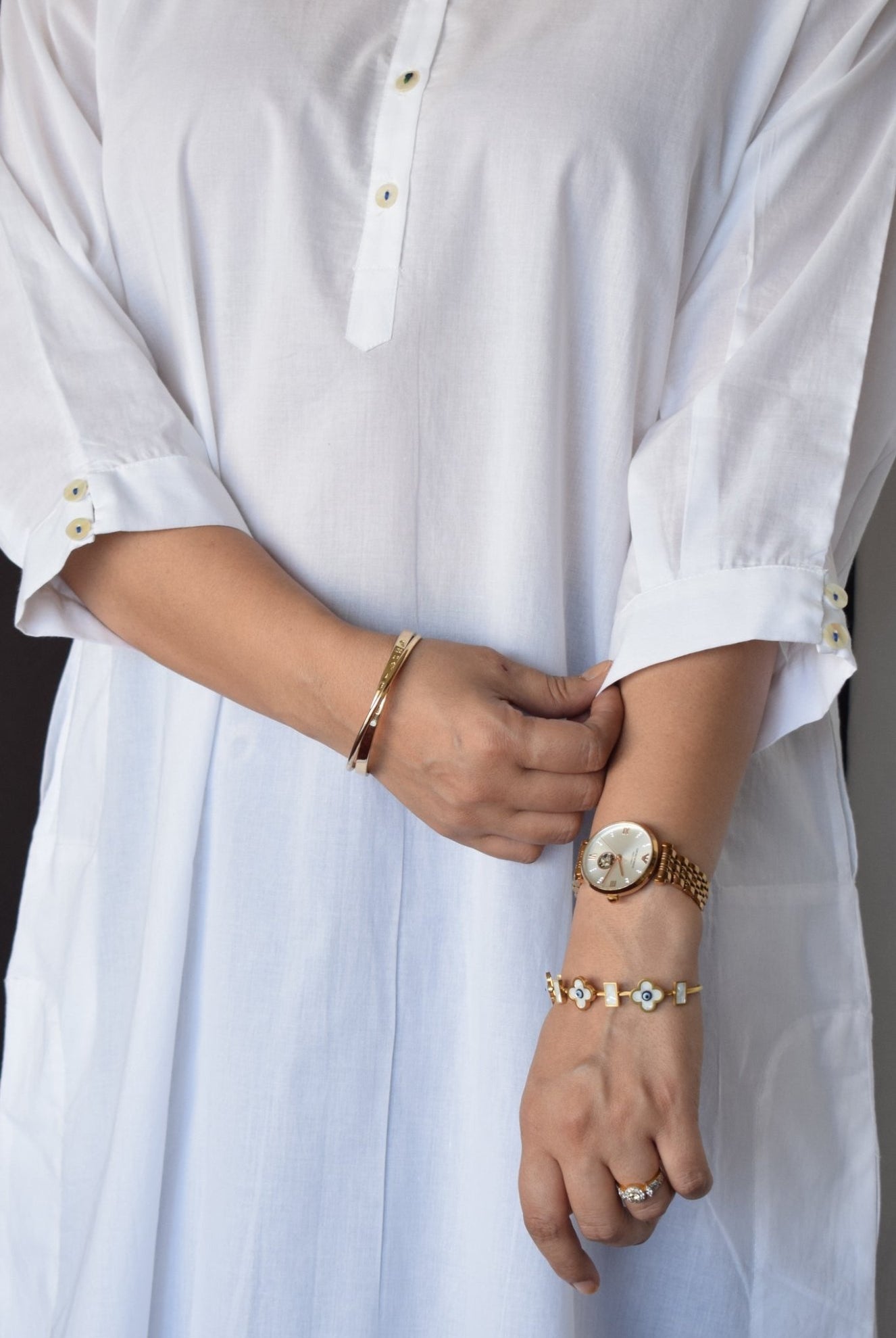 Sunkissed White Anti - fit Kurta with Placket - CiceroniKurta, Everyday WearHouse of Moxa