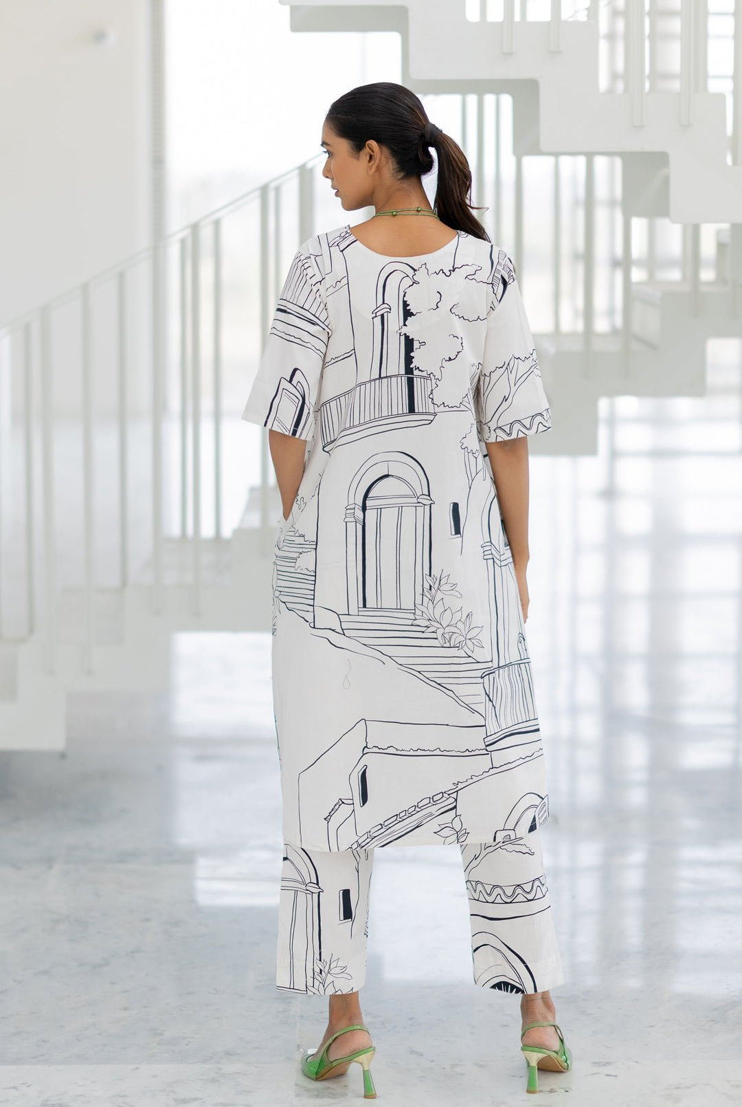 Sunlit Vistas Embroidered Kurta Set - CiceroniKurta Set, Everyday WearSilai Studio