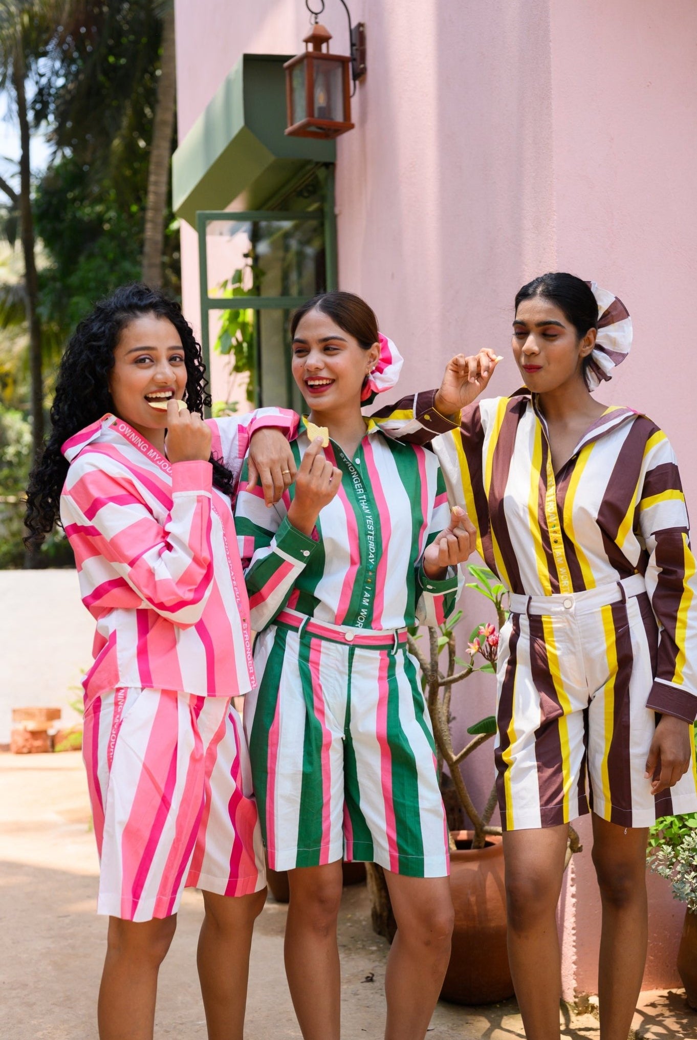 Susegad Listras Rosa - CiceroniCo - ord SetPrachi Kamat