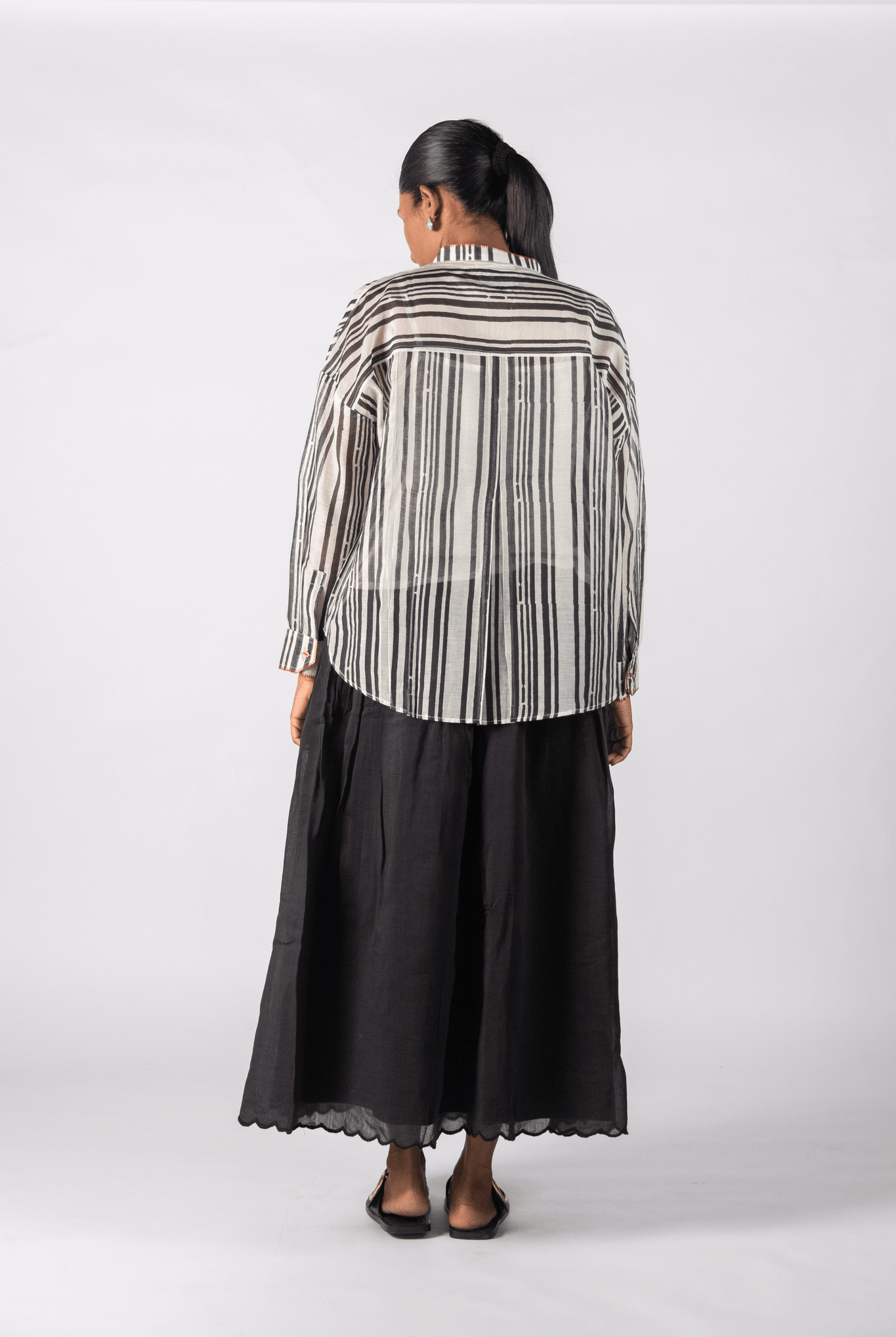 Svar - CiceroniWomen ShirtsRekh