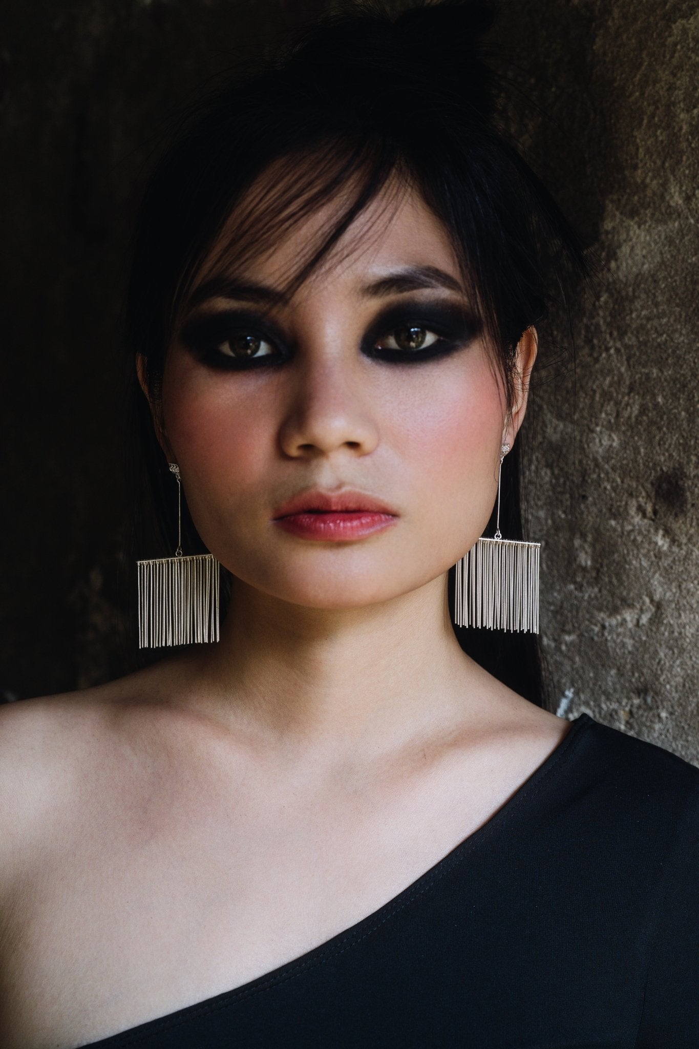 Sway Bold Earrings - CiceroniEarringsBaka