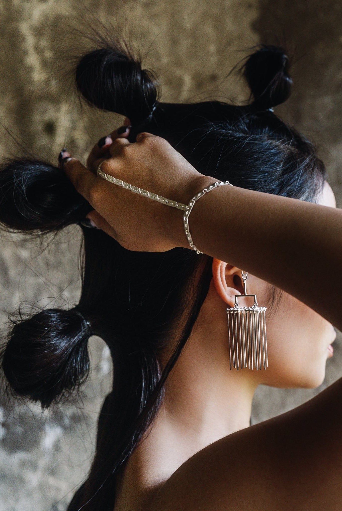 Sway Hand Harness - CiceroniBraceletsBaka