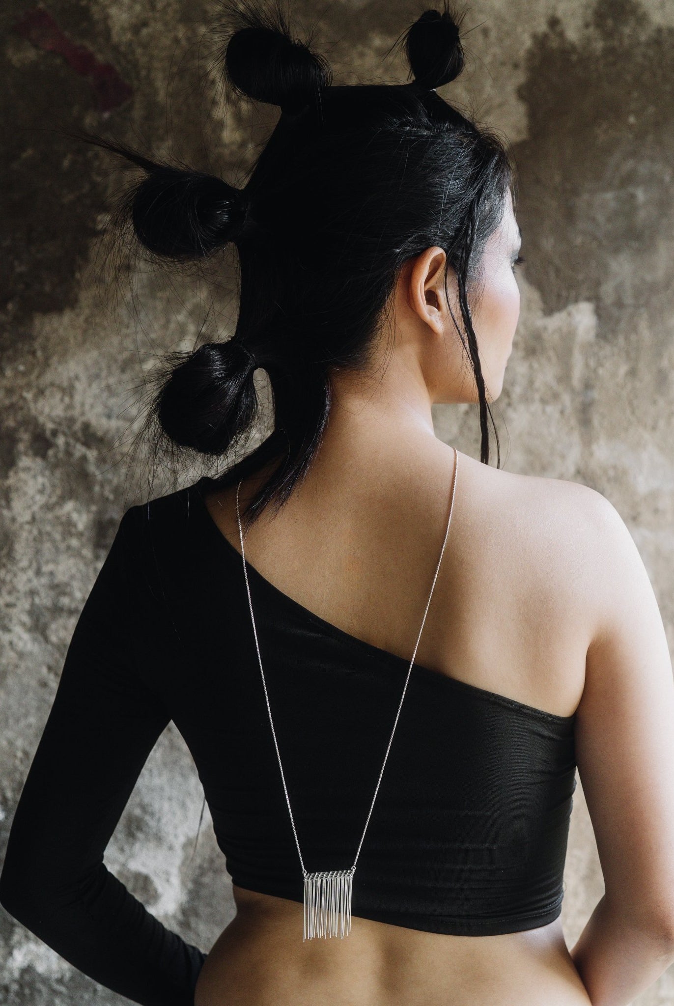 Sway Solo Necklace - CiceroniNecklaceBaka