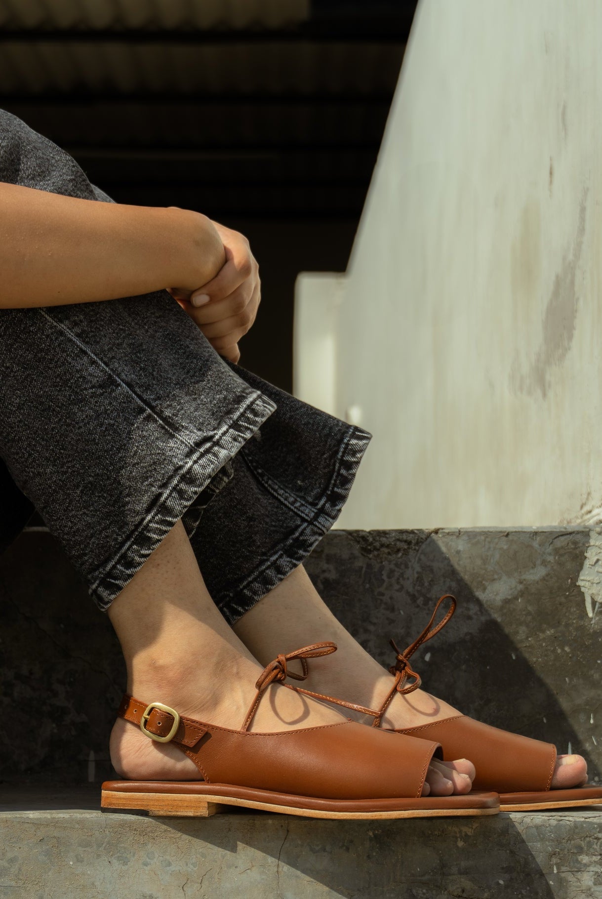 Tan Mio Sandals - Women - CiceroniSandalsSlomotion