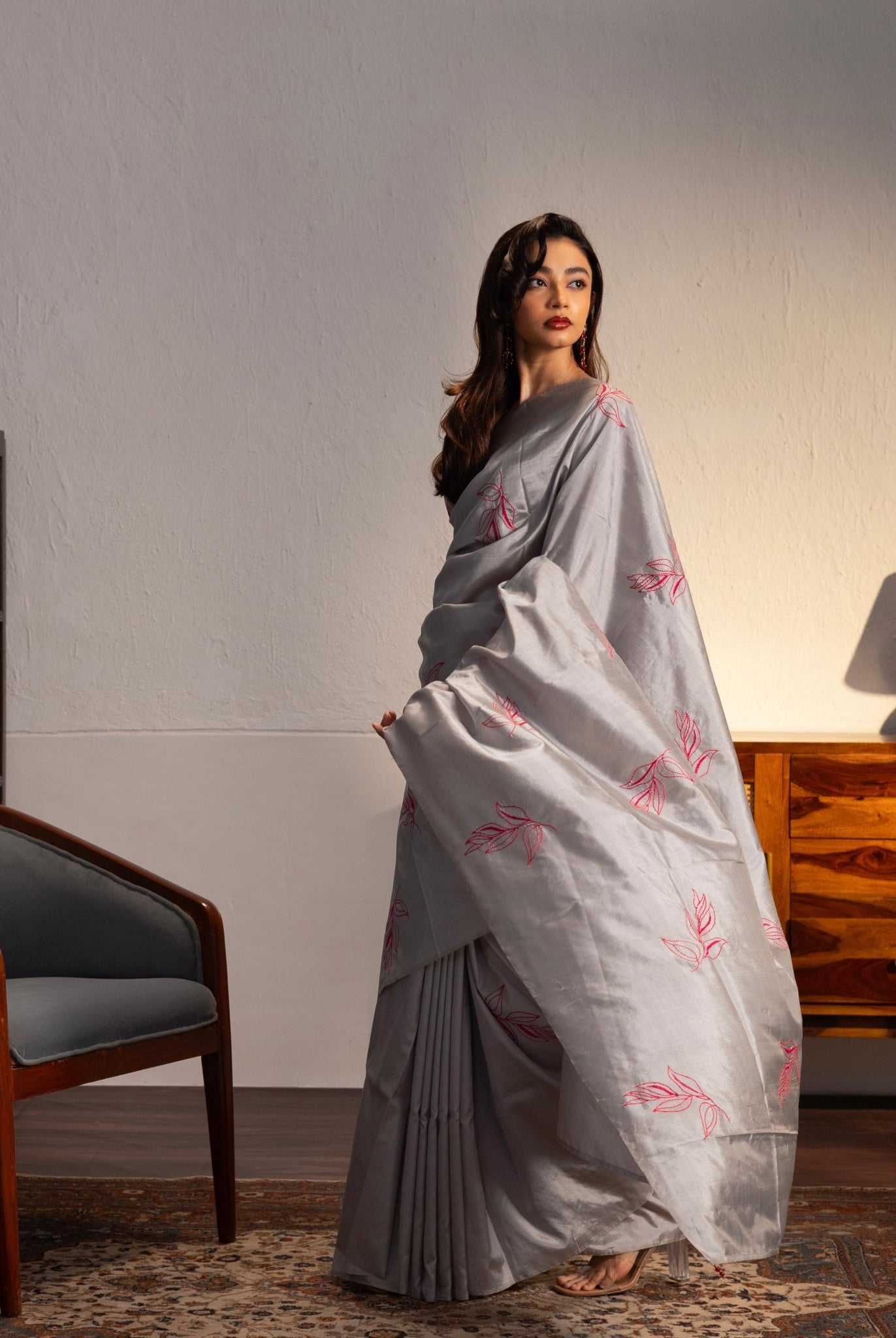 Tarana - Light Grey - CiceroniSareeIra