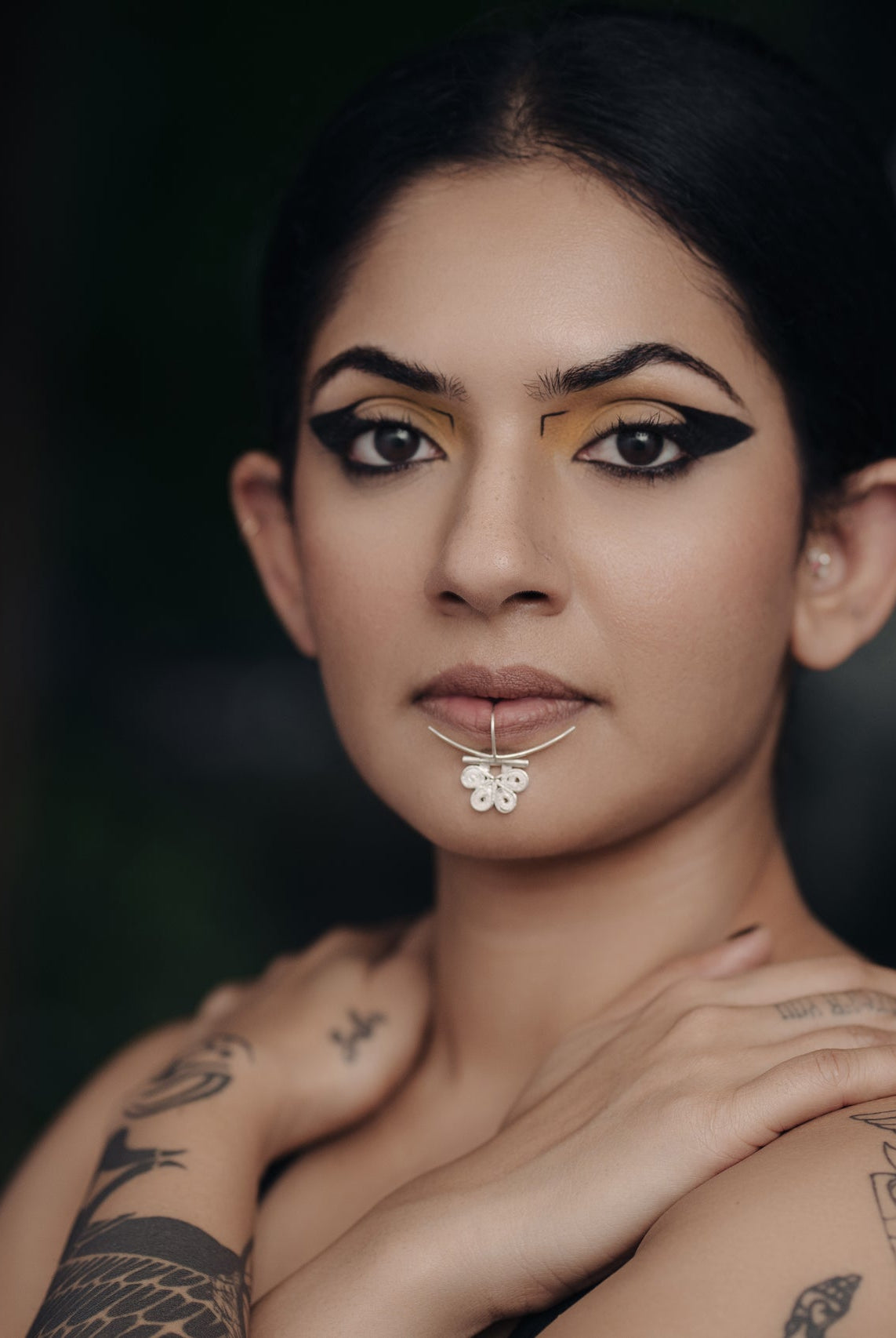 Tarkashi Arc Lip Ring - CiceroniLip RingsBaka