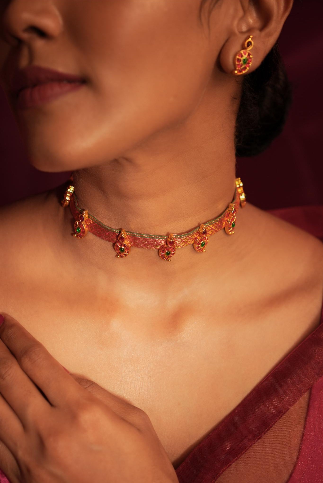 Temple Choker with Brocade - CiceroniChokerAarika