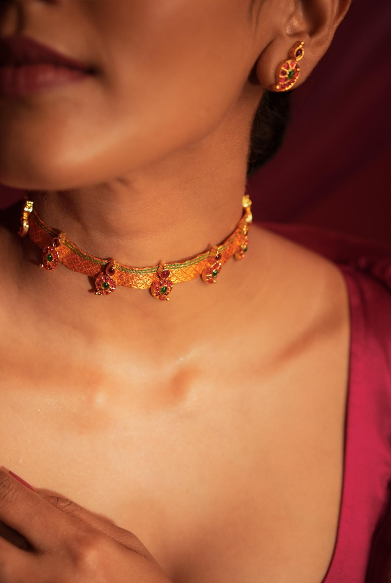 Temple Choker with Brocade - CiceroniChokerAarika