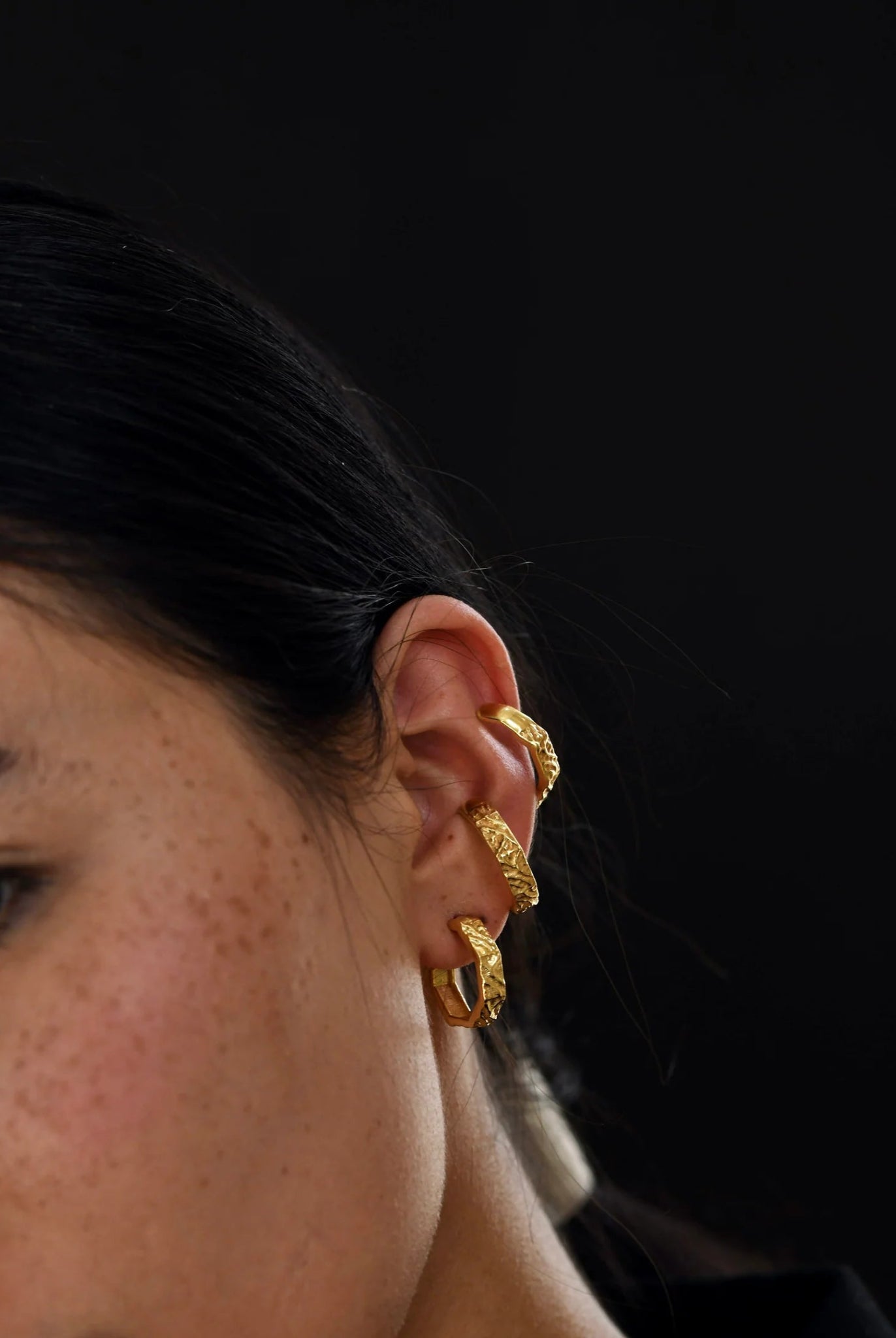 Textured Hexagon Hoop Earrings - CiceroniEarringsThe Loom Art