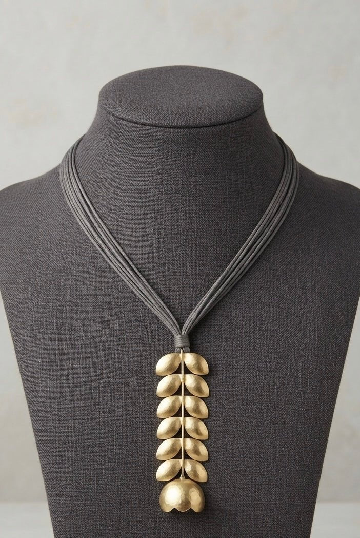 The Fern Stem Necklace - CiceroniNecklaceZaza by Somya