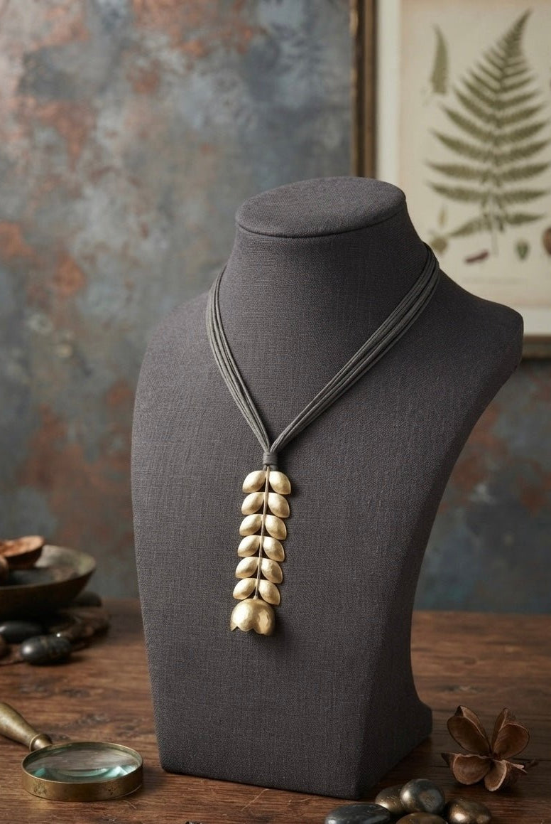 The Fern Stem Necklace - CiceroniNecklaceZaza by Somya