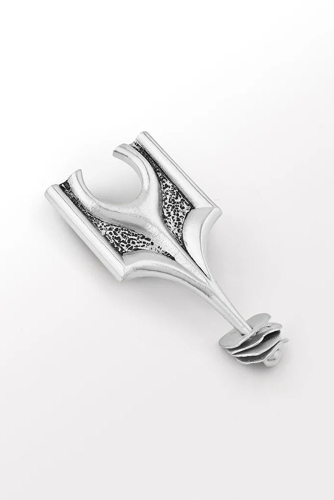 The Pilgrim Brooch - CiceroniBroochBatoki