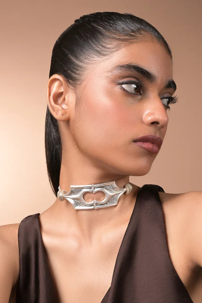 The Pilgrim Choker - CiceroniChokerBatoki