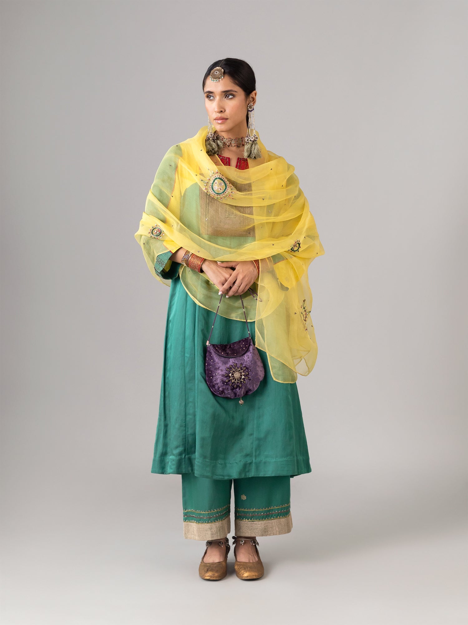 Thirma Dupatta - CiceroniDupattaShades of India