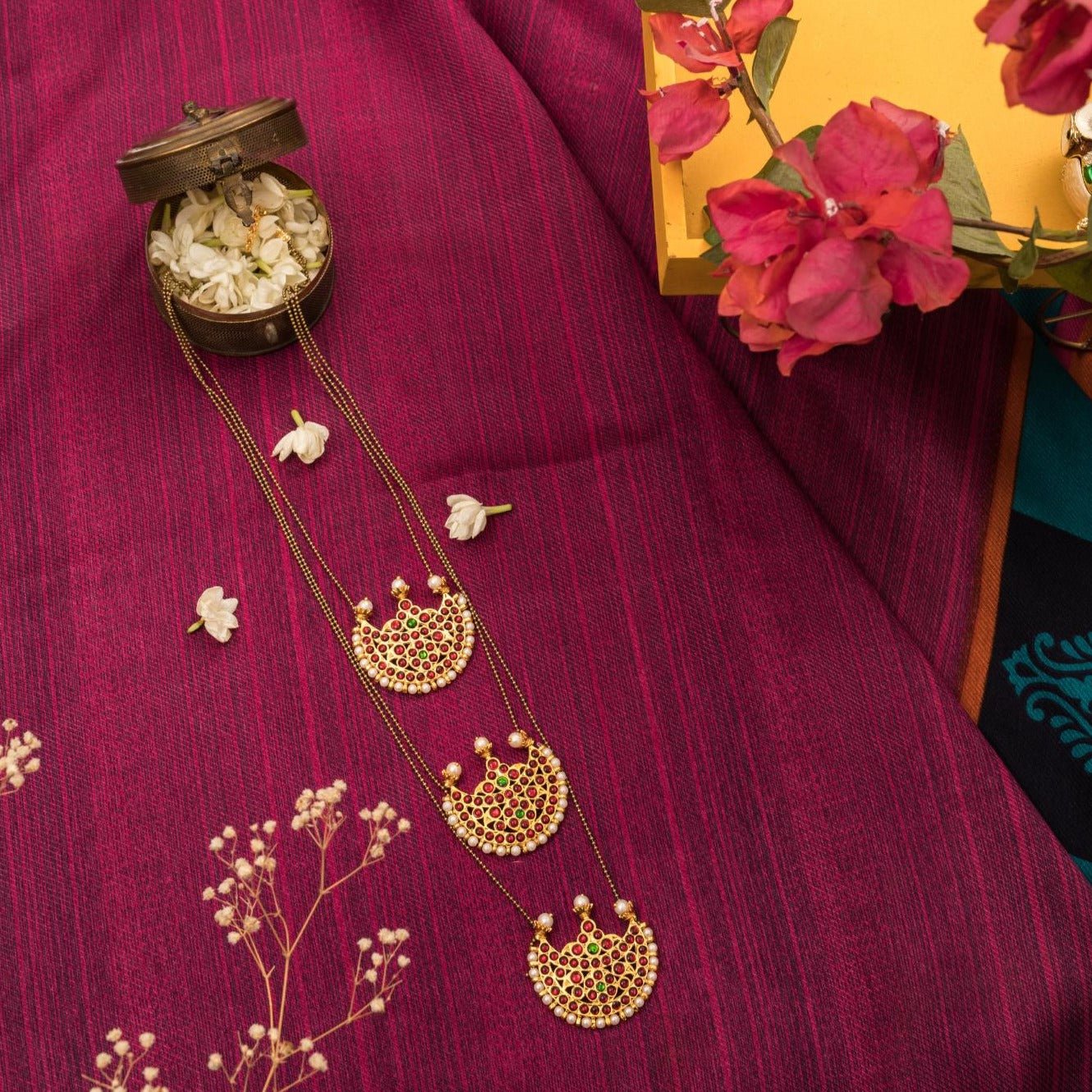 Three Layered Moon Necklace - CiceroniNecklaceAarika