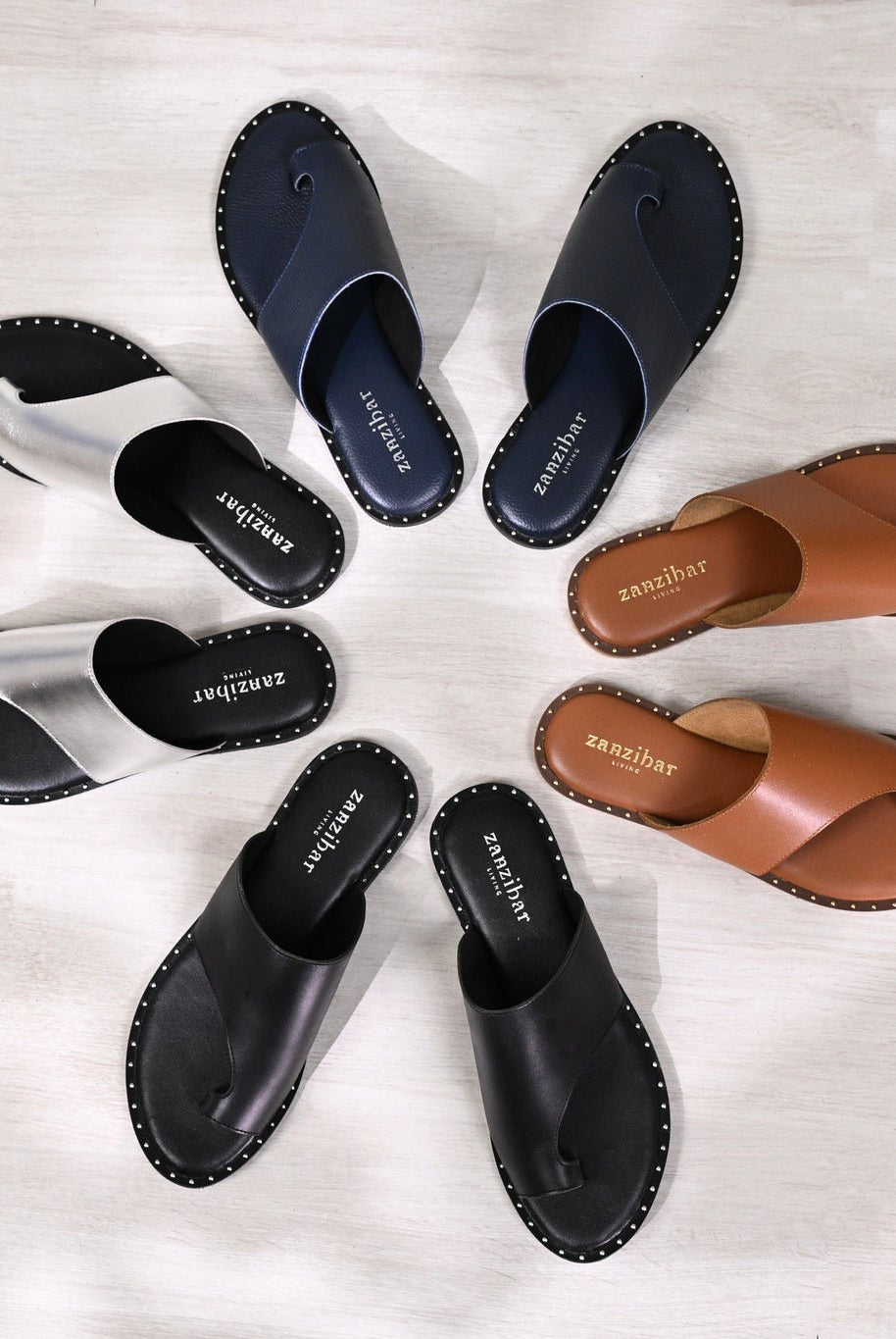 Tip Toe Rivets - Black - CiceroniFlatsZanzibar Living