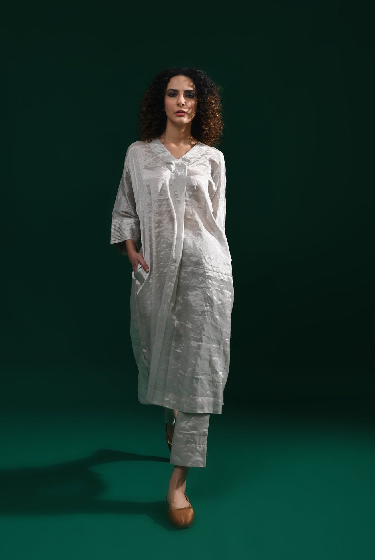 Tissue Kaftan Co - Ord with Pleated Cuff (Set of 2) - Silver - CiceroniKurta Set, Festive WearHiranya