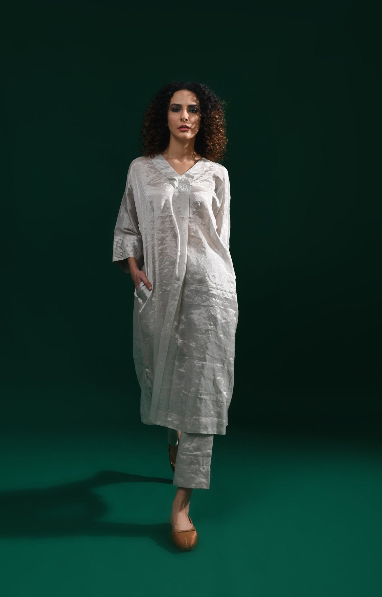 Tissue Kaftan Co - Ord with Pleated Cuff (Set of 2) - Silver - CiceroniKurta Set, Festive WearHiranya